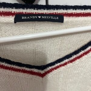 Brandy Melville Cropped Sweater